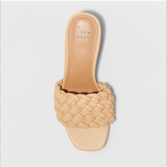 Slide Heels Tan Braided Detail - Picture 3 of 9